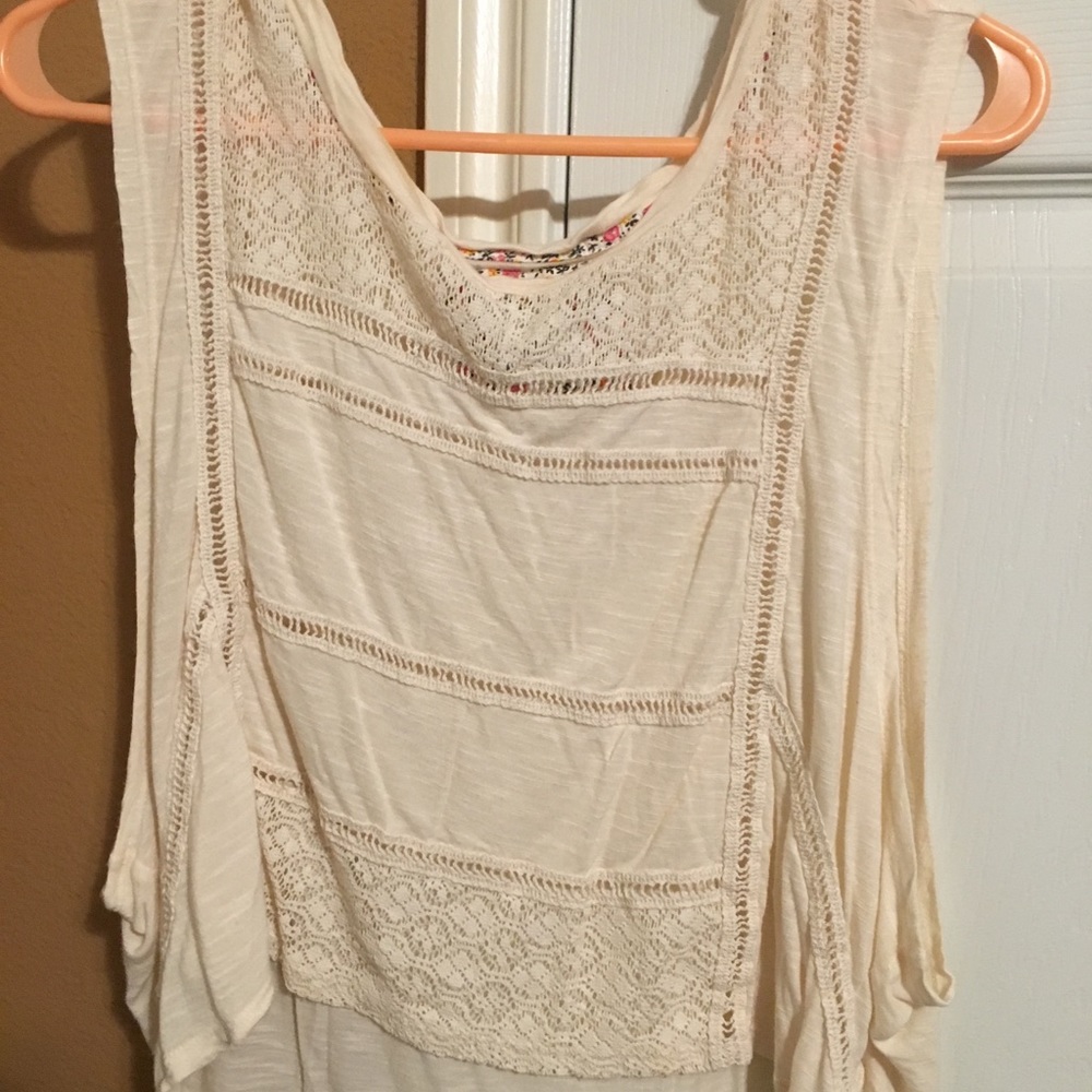 Beige Element top